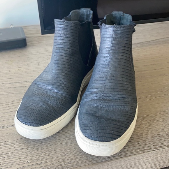 Vince Newlyn High Top Sneakers - Picture 3 of 16